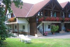FW-Vorplatz
